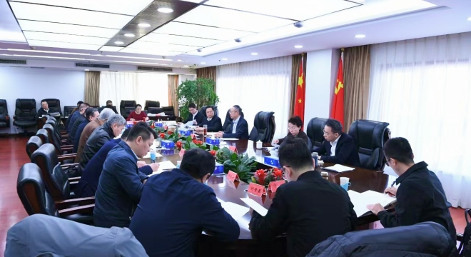 中國僑聯黨組理論學習中心組（擴大）召開2025年第二次集體學習會