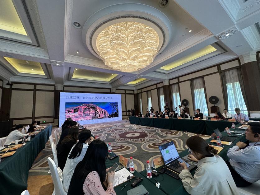 5月30日，“共筑文明共同體——博物館國際合作新愿景”平行論壇在甘肅敦煌舉行。圖為論壇現場。（中新社記者丁思 攝）